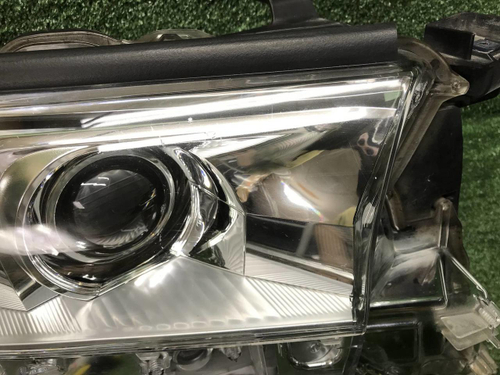 Фара правая Land Cruiser 200 (2015-2021) LED
