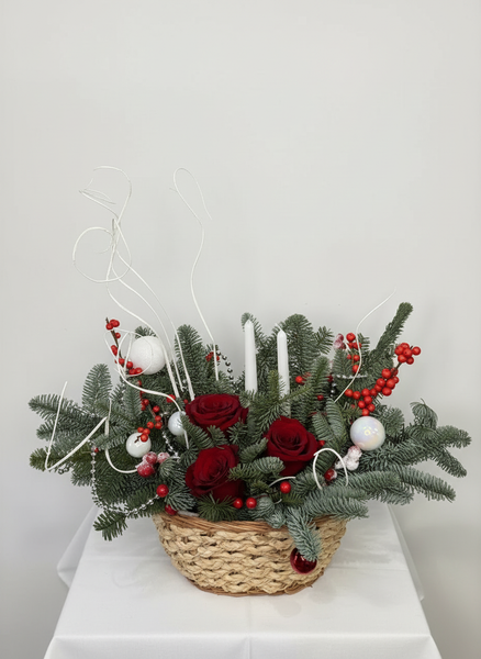 Как оформить дом к Новому году с помощью живых цветочных композиций Как оформить дом к Новому году с помощью живых цветочных композиций