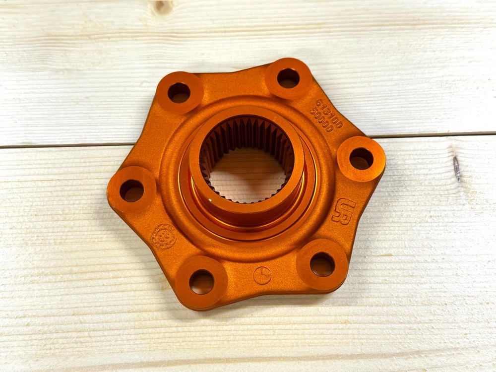 KTM Фланец звезды 6131005000004