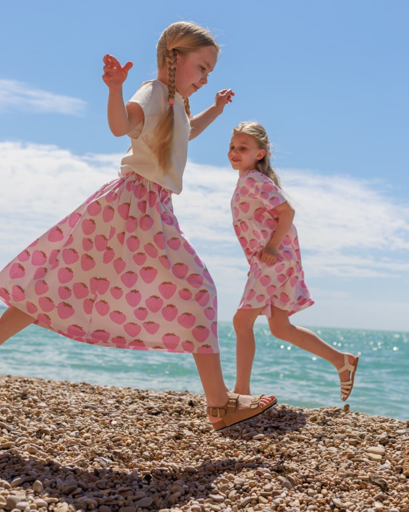 Нас ждёт клубничное лето!