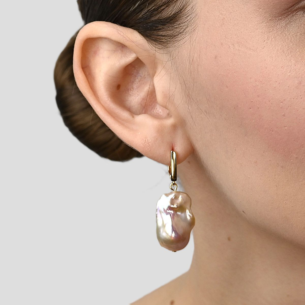 Серьги с подвесками из барочного жемчуга