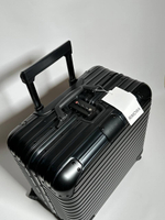 Чемодан Rimowa