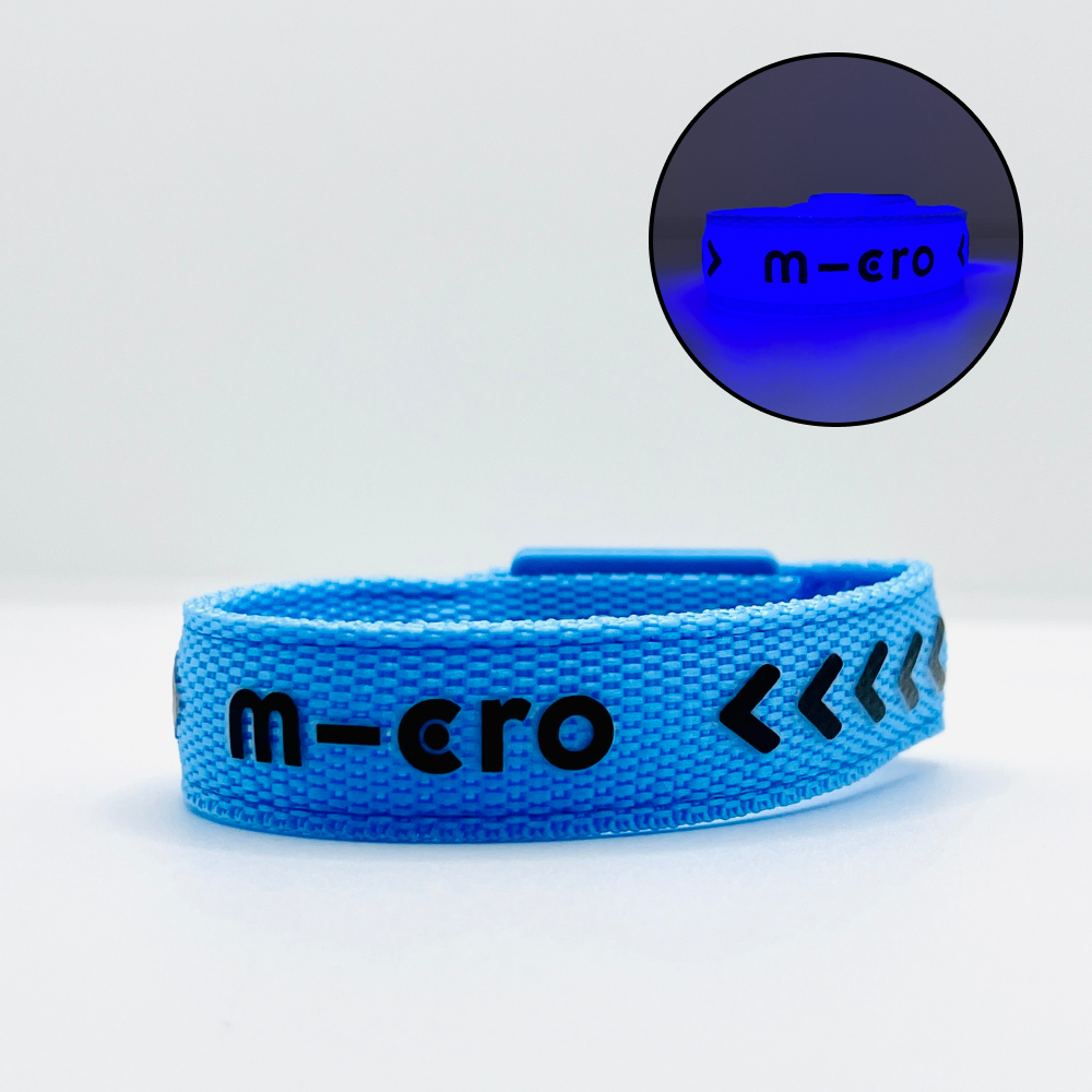 Браслетик с лого m-cro синий LED (светящийся)