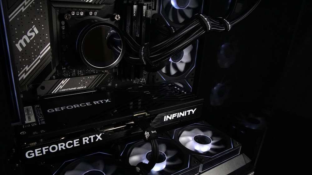 Ultra 9 285K + RTX 5070 12Gb