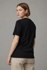 Футболка Нинель черная для парикмахера