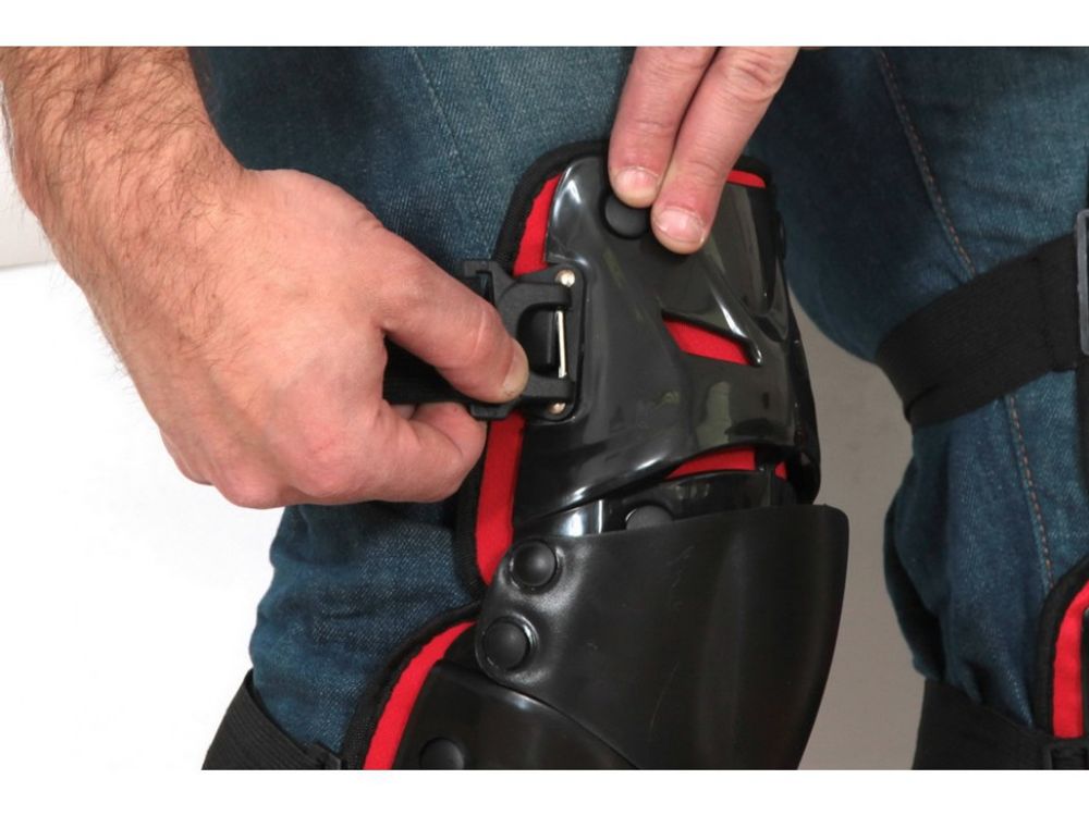 Колени - Fox Raptor (черные)