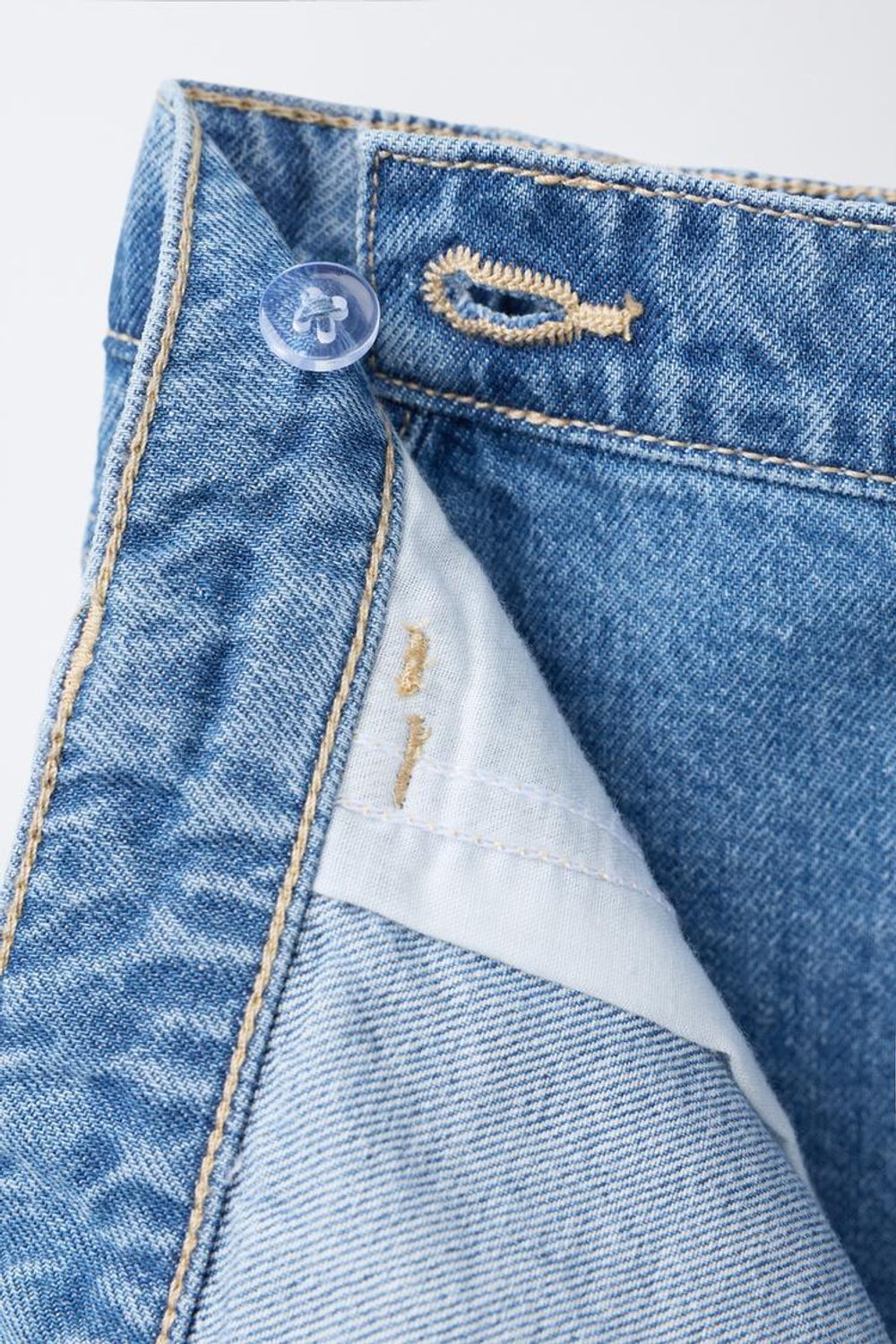 ZARA ДЖИНСОВАЯ ЮБКА-ШОРТЫ С ВЫСОКОЙ ПОСАДКОЙ И ПУГОВИЦЕЙ В ФОРМЕ СЕРДЦА, ВЫЦВЕТШИЙ СИНИЙ