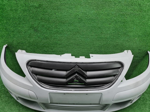 Бампер передний Citroen C3 1 (2005-2010) Com Furo