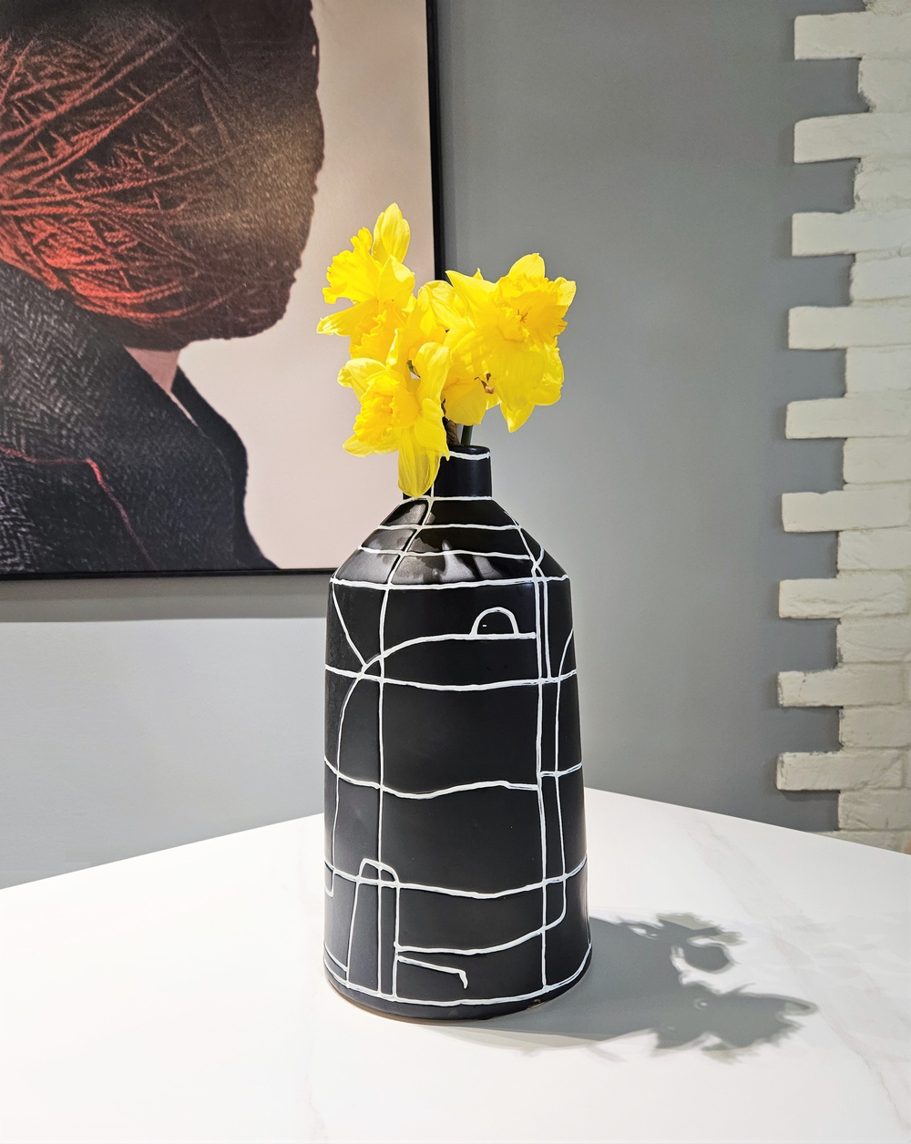 Ваза White line narrow mouth