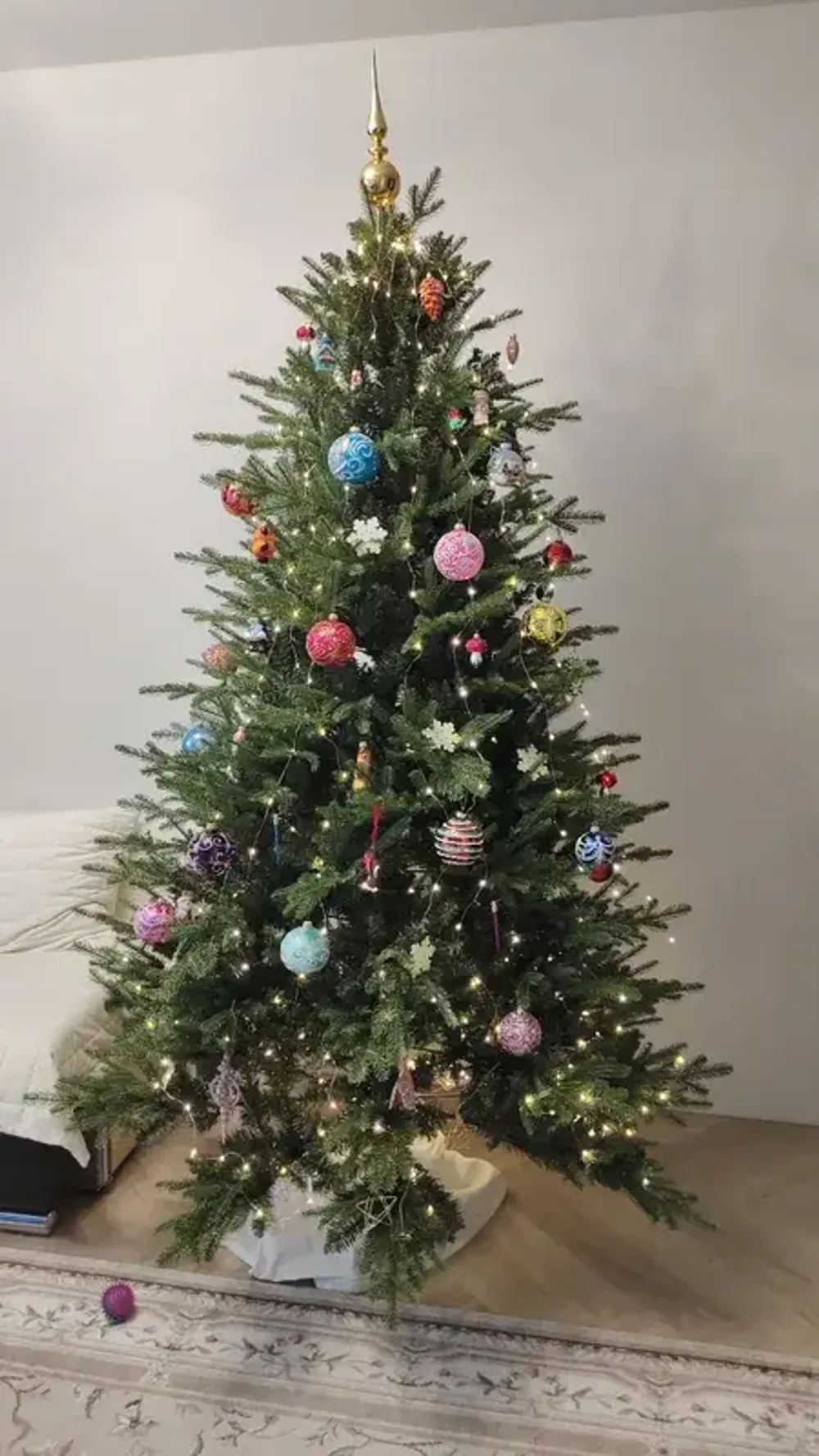 Елка с гирляндой встроенной «Elegance» Элеганс (Литая+пвх) 180 см / 1,8 м