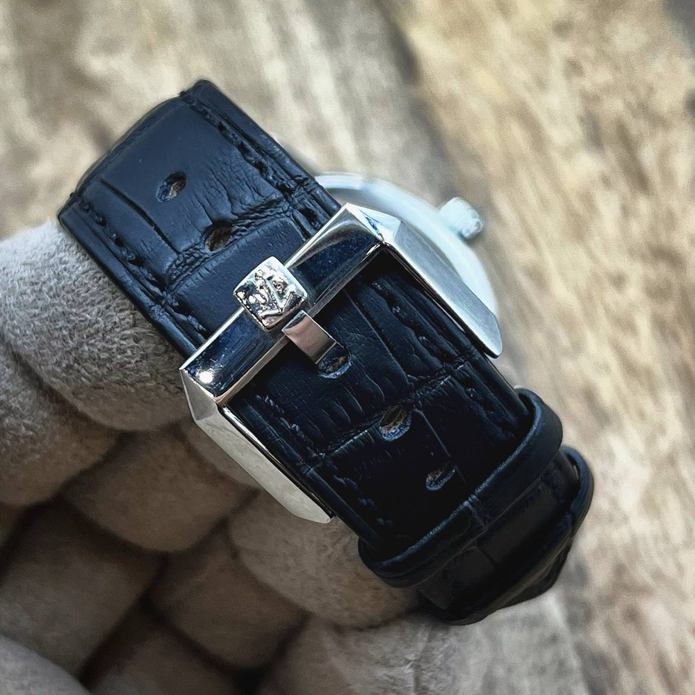 Часы Ulysse Nardin