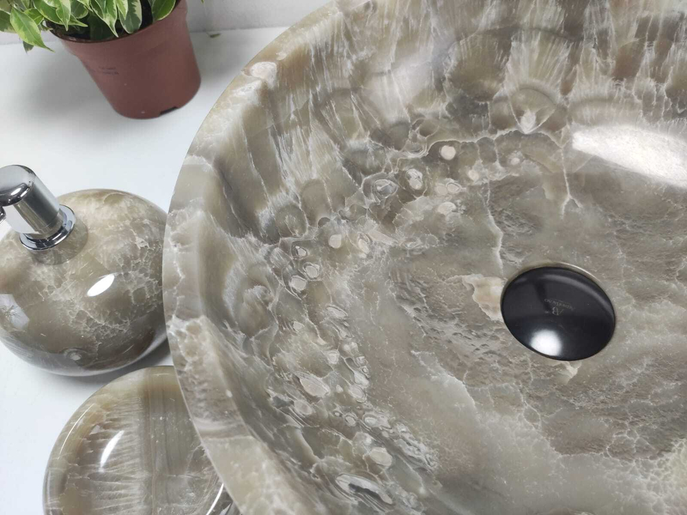 Раковина из оникса Bowl Grey Small TinLip BO-61064 40*40*15
