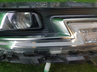 Битая Фара правая Kia Carnival 4 (2020-2023) LED