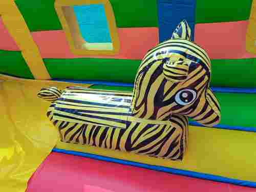 Коммерческий надувной батут «Приключение в мире животных 2», 8*4*5 м.