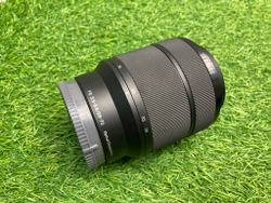 Sony 28-70mm 3.5-5.6 OSS