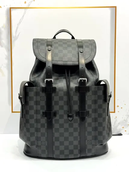Рюкзак Louis Vuitton Christopher МM серый