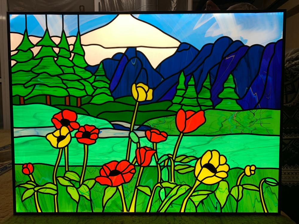 Витражи , UV фотопечать , объёмная UV фотопечать , ультратонкие ( 7 мм ) световые панели.