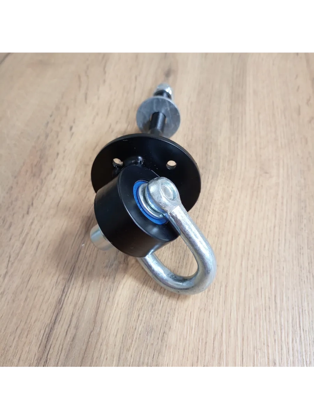 Крепление для качелей