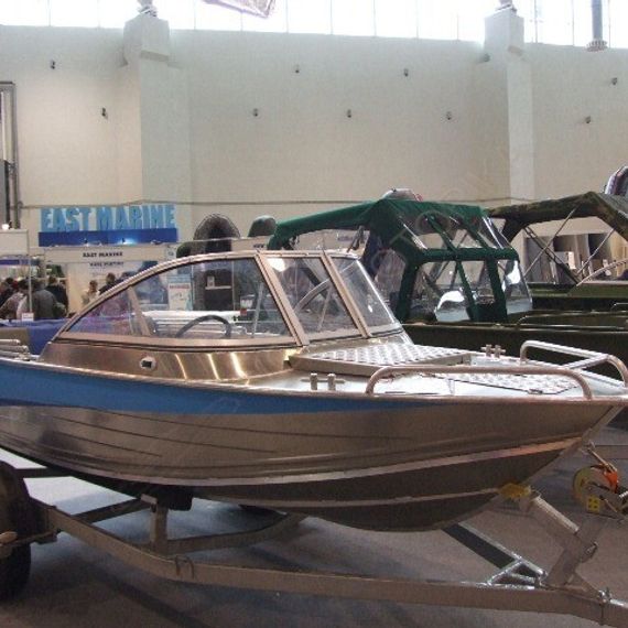 Моторно-гребная лодка ДМБ-450Т
