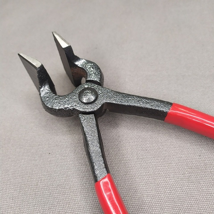 Щипцы-плоскогубцы V 1