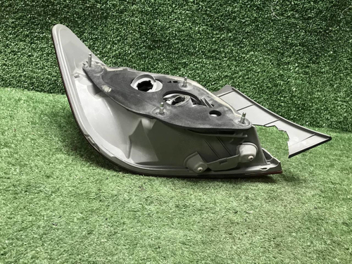 Фонарь правый внешний Toyota Camry XV50 (11-14)
