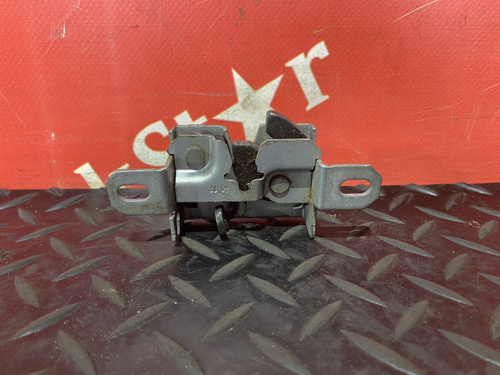 Замок инструментального ящика