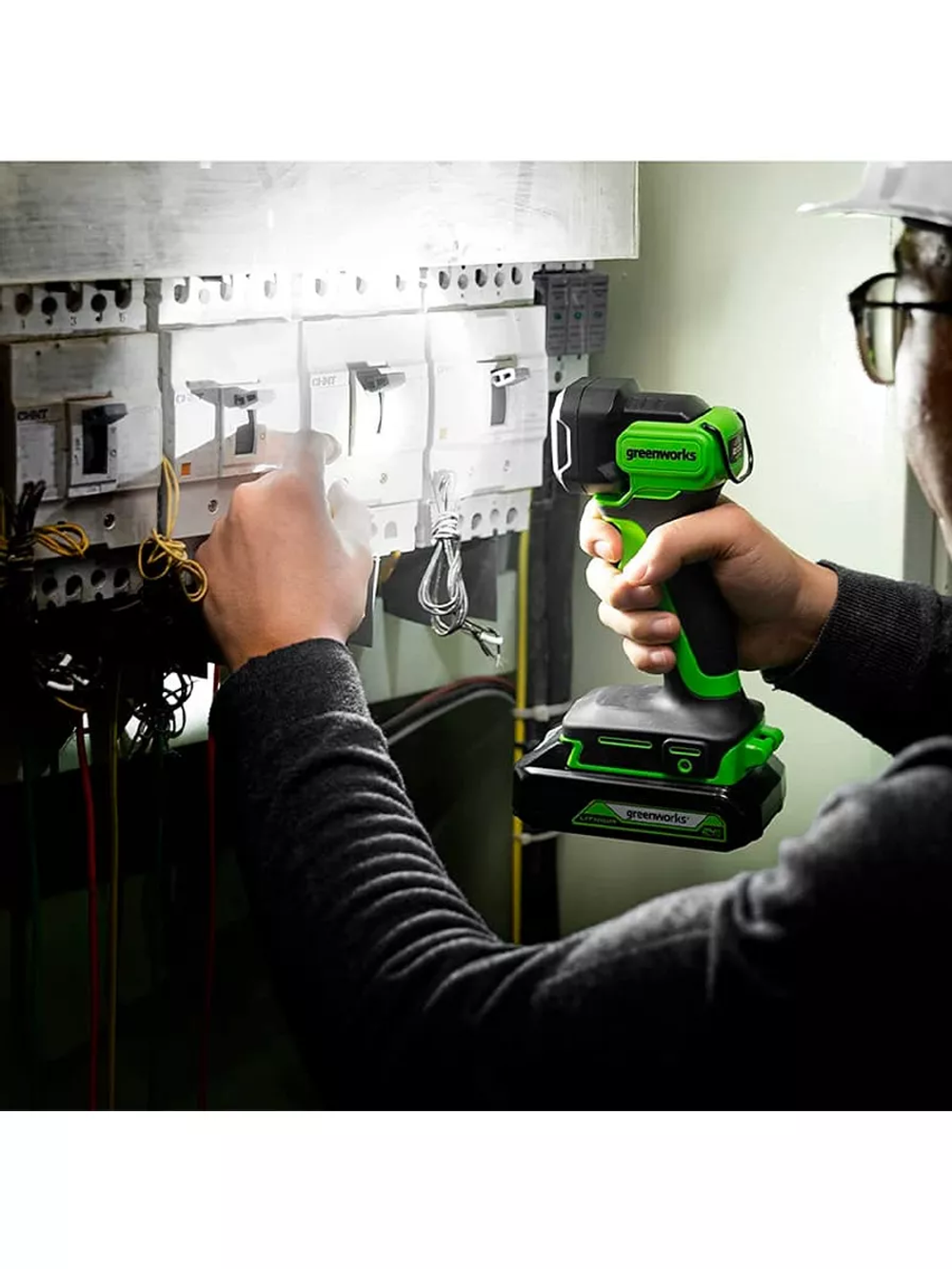 Фонарь аккумуляторный GREENWORKS G24SL200 24V, 200 лм, без АКБ и ЗУ ( 3502407)