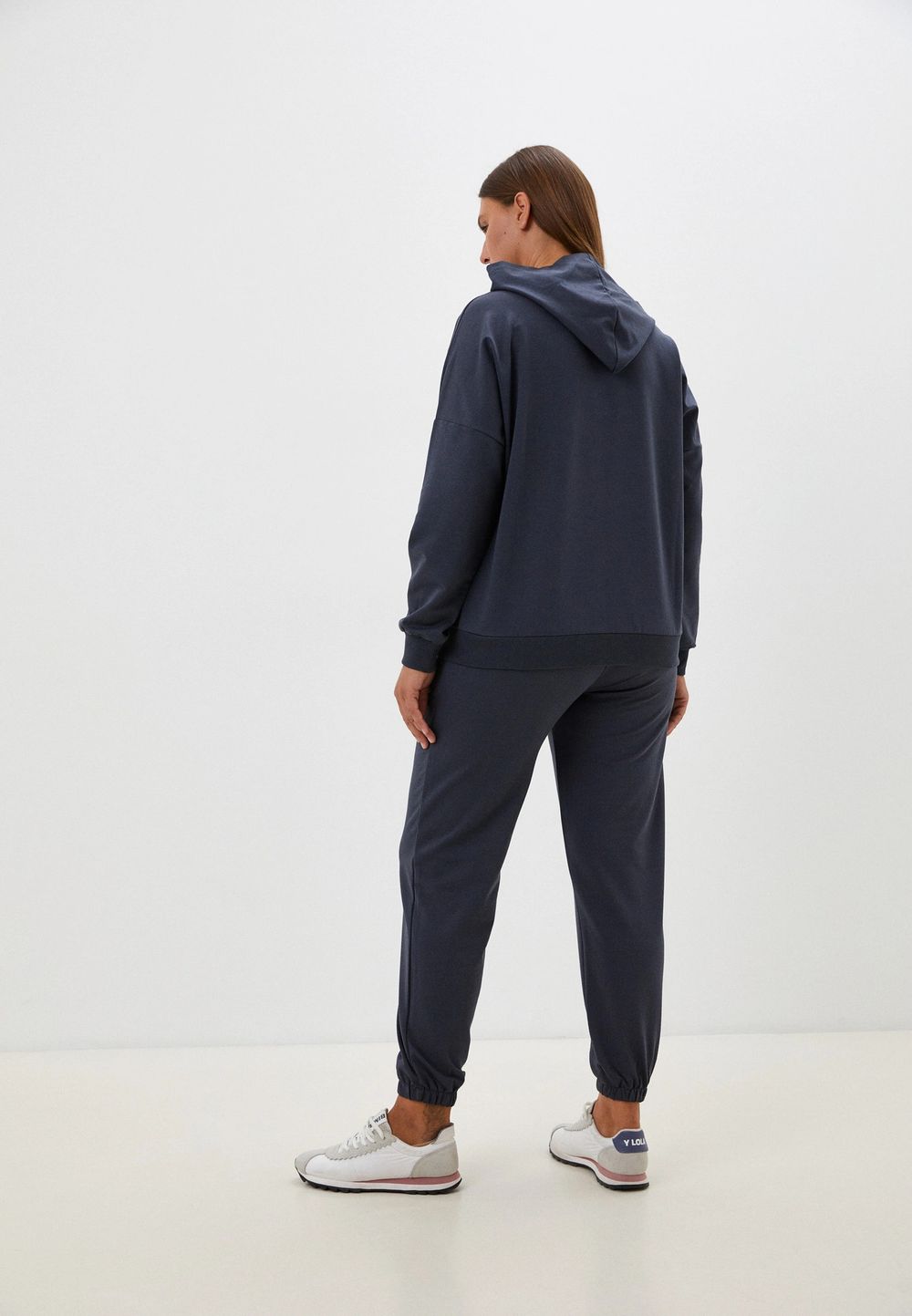 Костюм спортивный