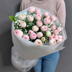 Букет из 9 пионовидных кустовых роз "Mansfield park"