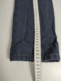 Джинсы Authentic в крапинку 46 размер