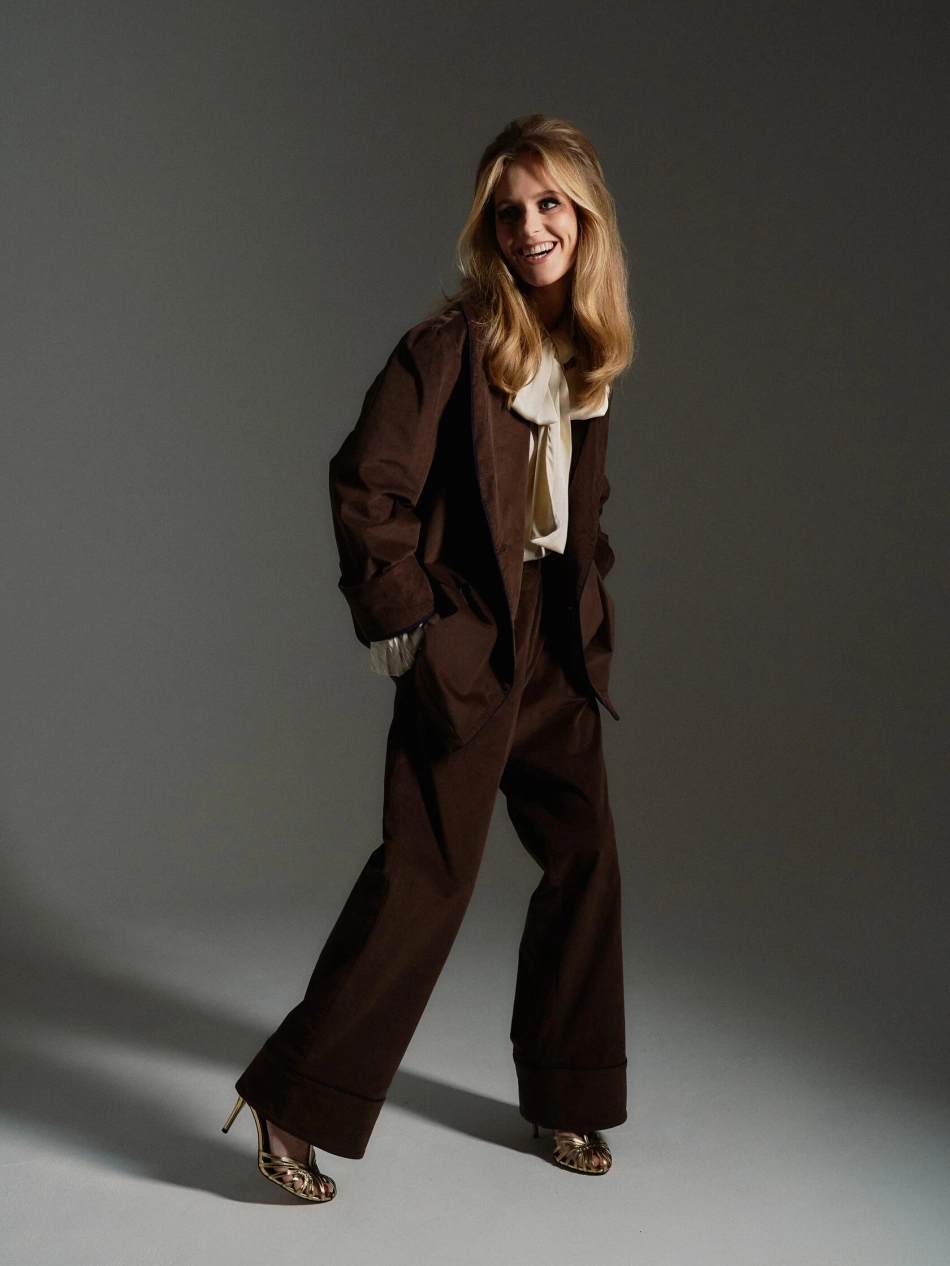 Костюм из вельвета