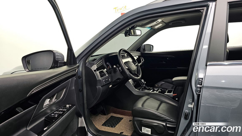KG Mobility (Ssangyong) Beautiful Korando Бензин 1.5 2WD C5 (10.2021)