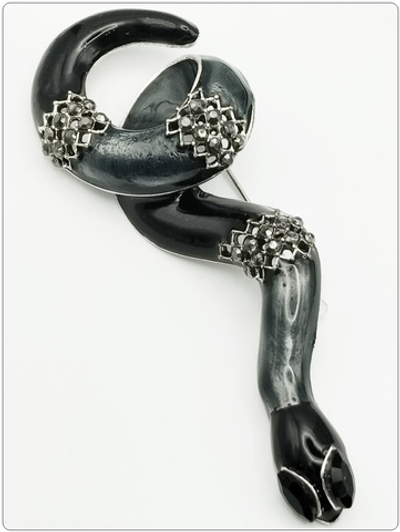 Брошь булавка "Чёрный питон".