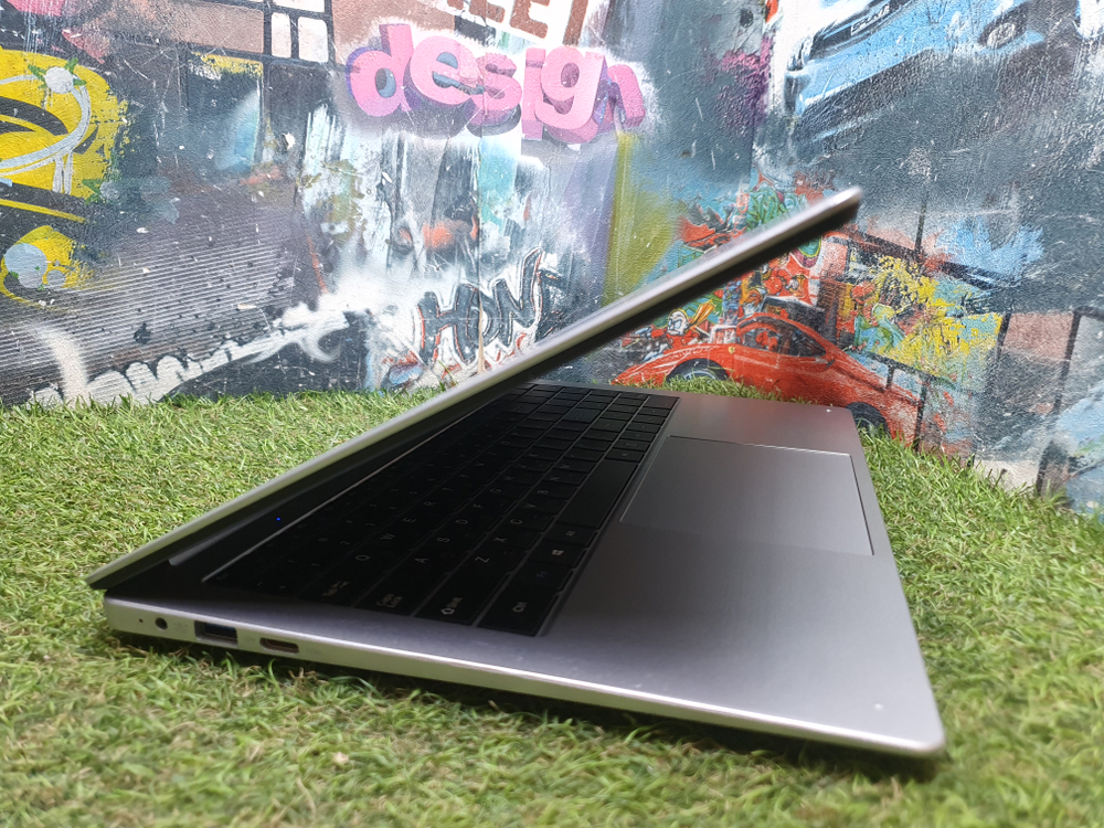 Ноутбук Azerty Celeron/8Gb/FHD/AZ-1401
