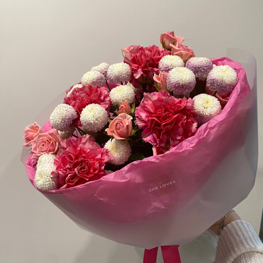 Яркий розовый букет