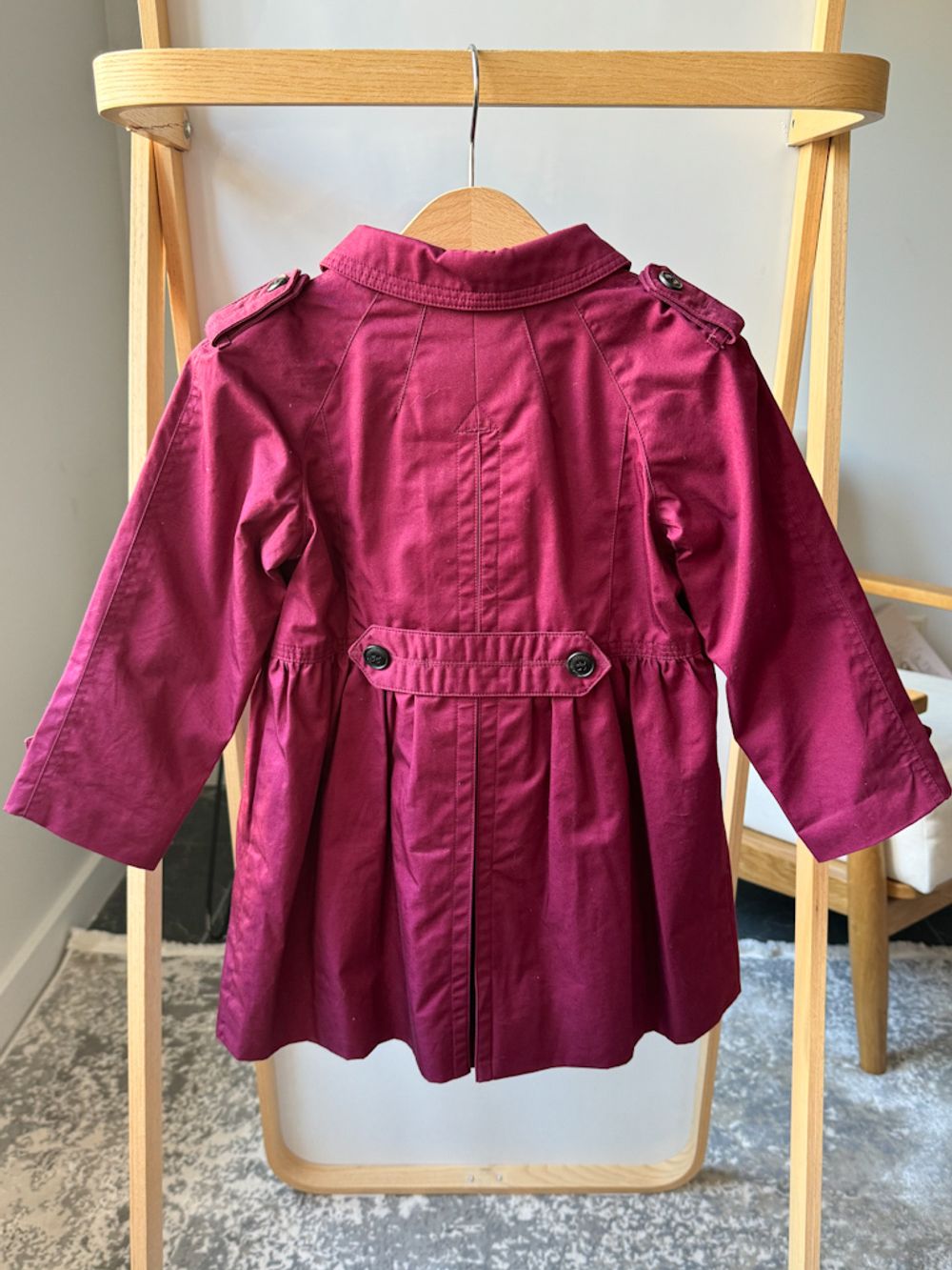 Тренч Burberry, 98