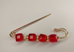 Булавка брошь "Красные камешки" для кардигана, пальто, платков, костюмов, шарфа, одежды .Цвет ярко красный.