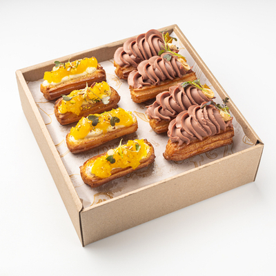 Сет мини-эклеров с муссом ДорБлю и с паштетом из печени цыпленка