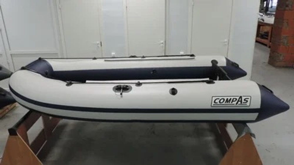 Лодка ПВХ COMPAS 325E