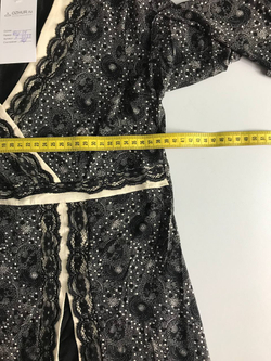 Блузка для романтичного акцента, визуально на 44 размер