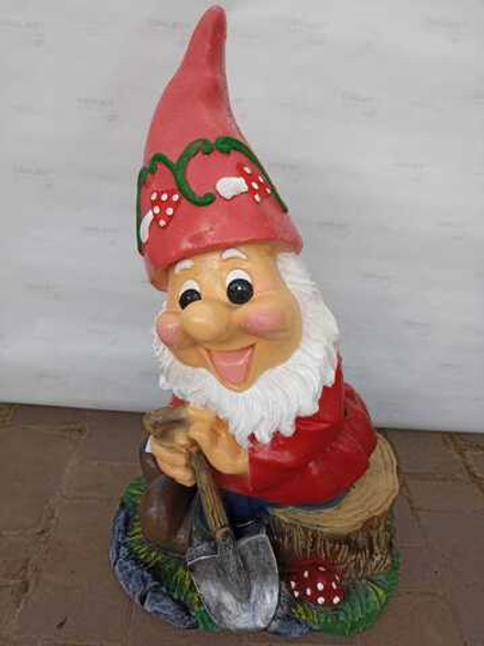 Гном на пне (ФП124)