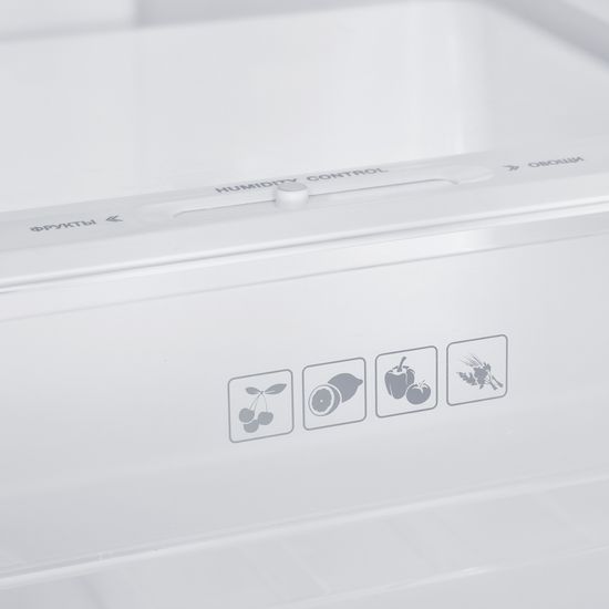 Холодильник Tesler RCD-480I black glass