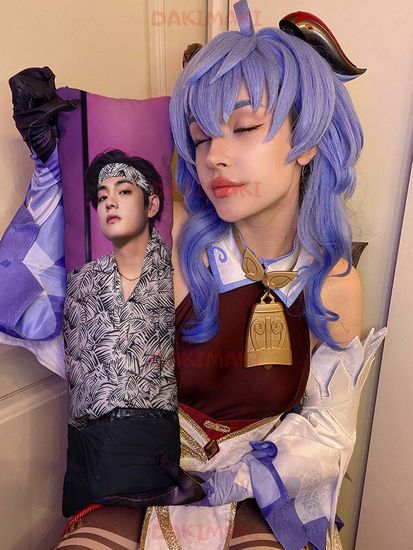 Мини дакимакура Ким Тхэхен Ви из БТС | BTS арт. M1080, 60х20 см