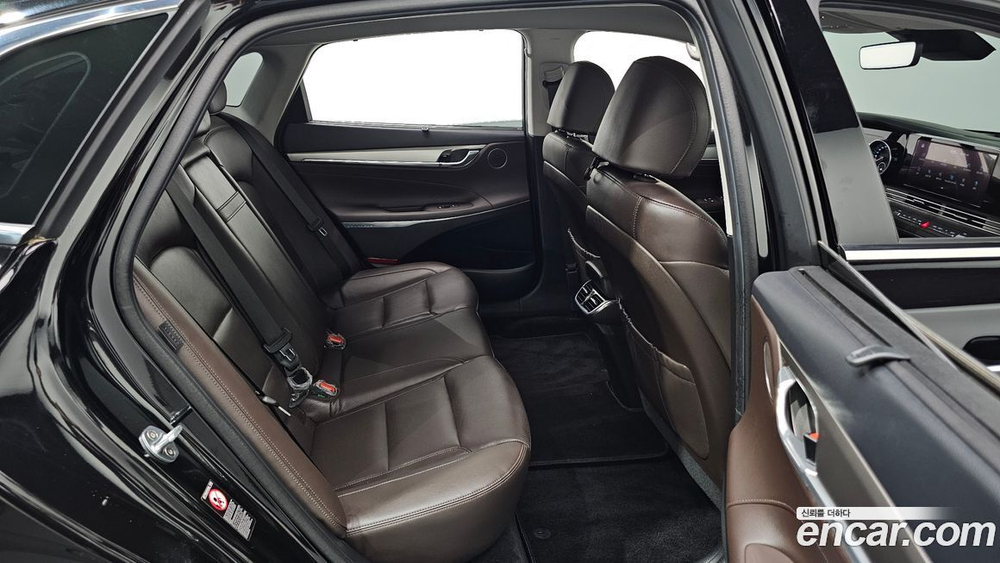 Hyundai The New Grandeur (Azera) IG Hybrid Exclusive (03.2020)