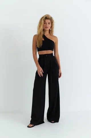 Асимметричный топ из джерси черного цвета