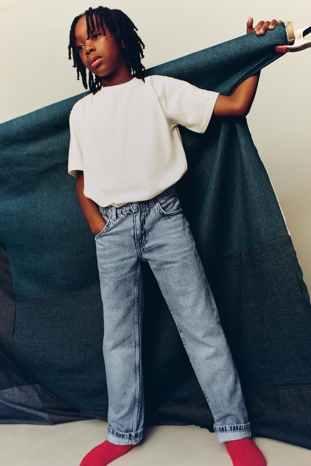 ZARA ДЖИНСЫ ПРЯМОГО КРОЯ, СВЕТЛО-ГОЛУБОЙ