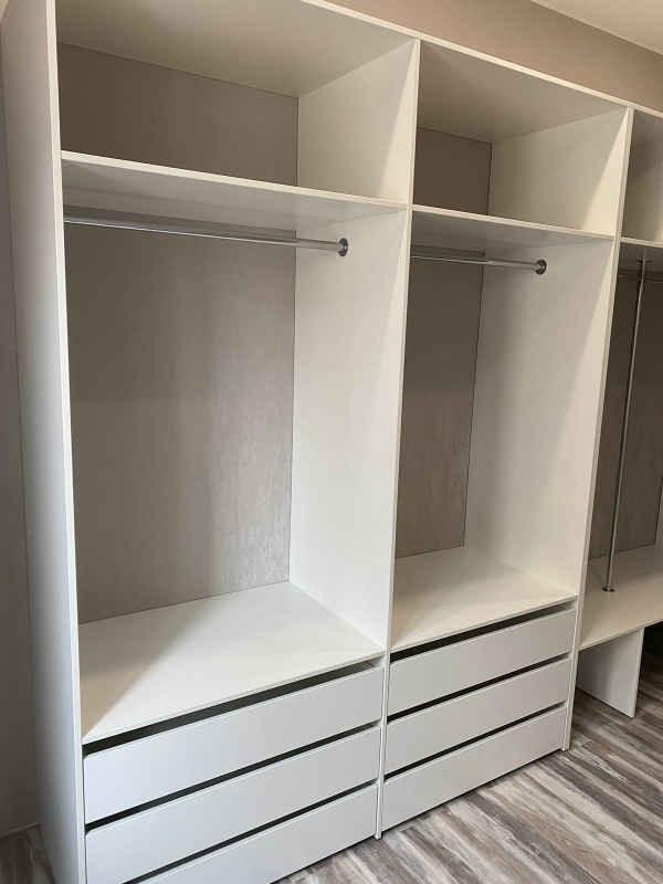 ШКАФЫ НА ЗАКАЗ ЛЮБОГО  РАЗМЕРА