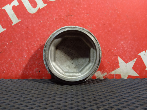 Крышка ступицы передней