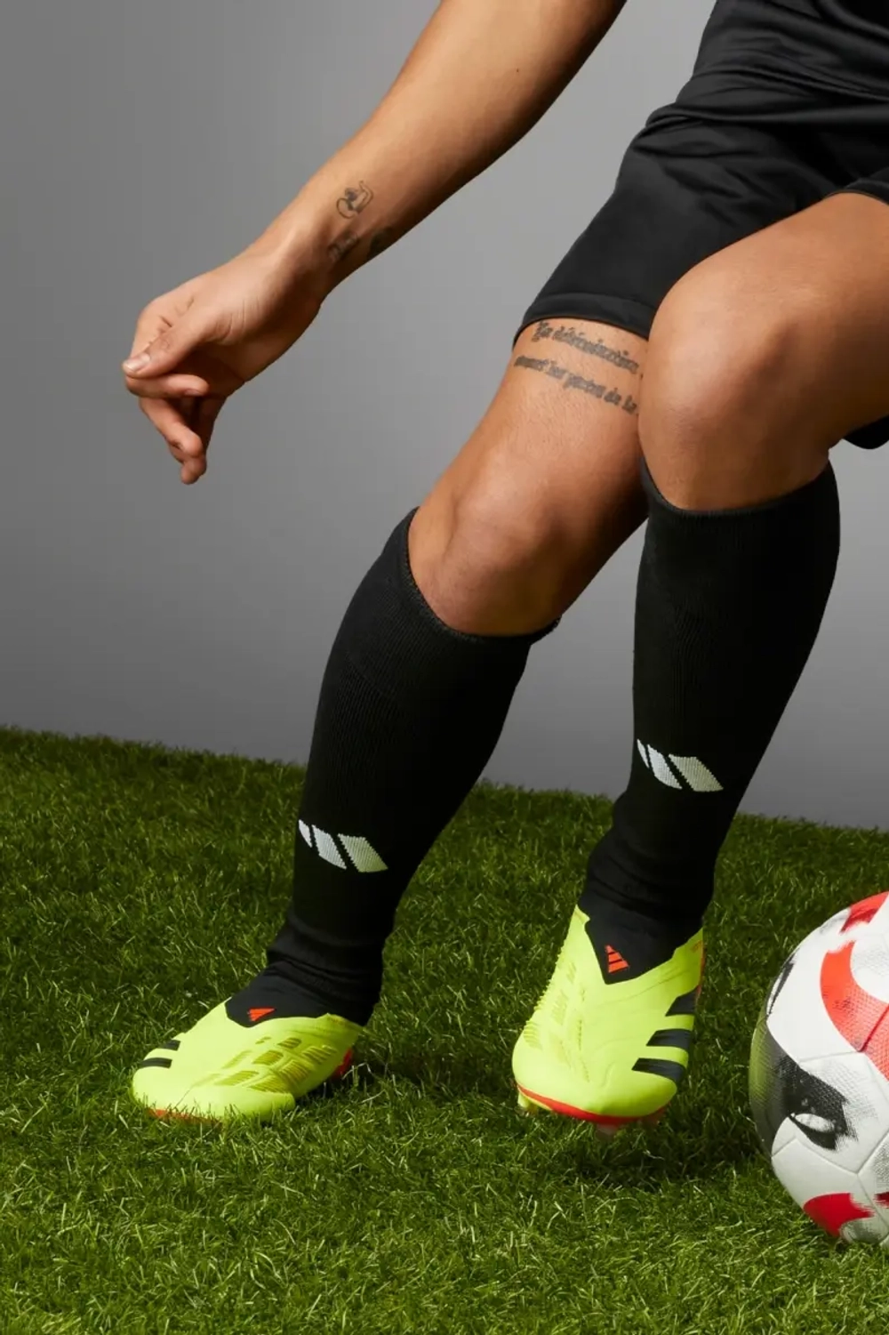 Бутсы adidas Predator Elite LL FG