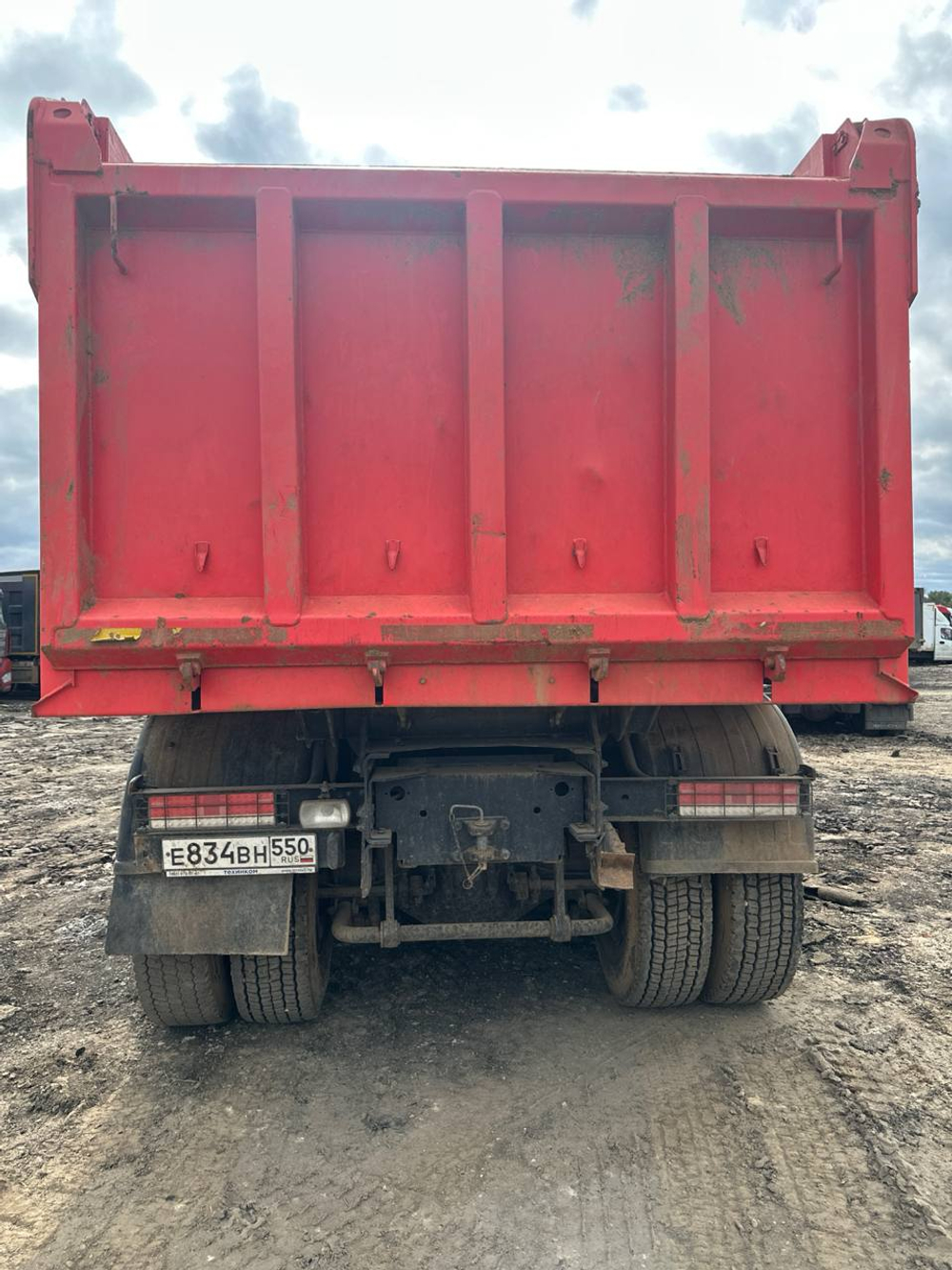 Ural С35510 6x4 Самосвал С35510 (Дизельный, 11,1 л, 420 л.с., МТ)